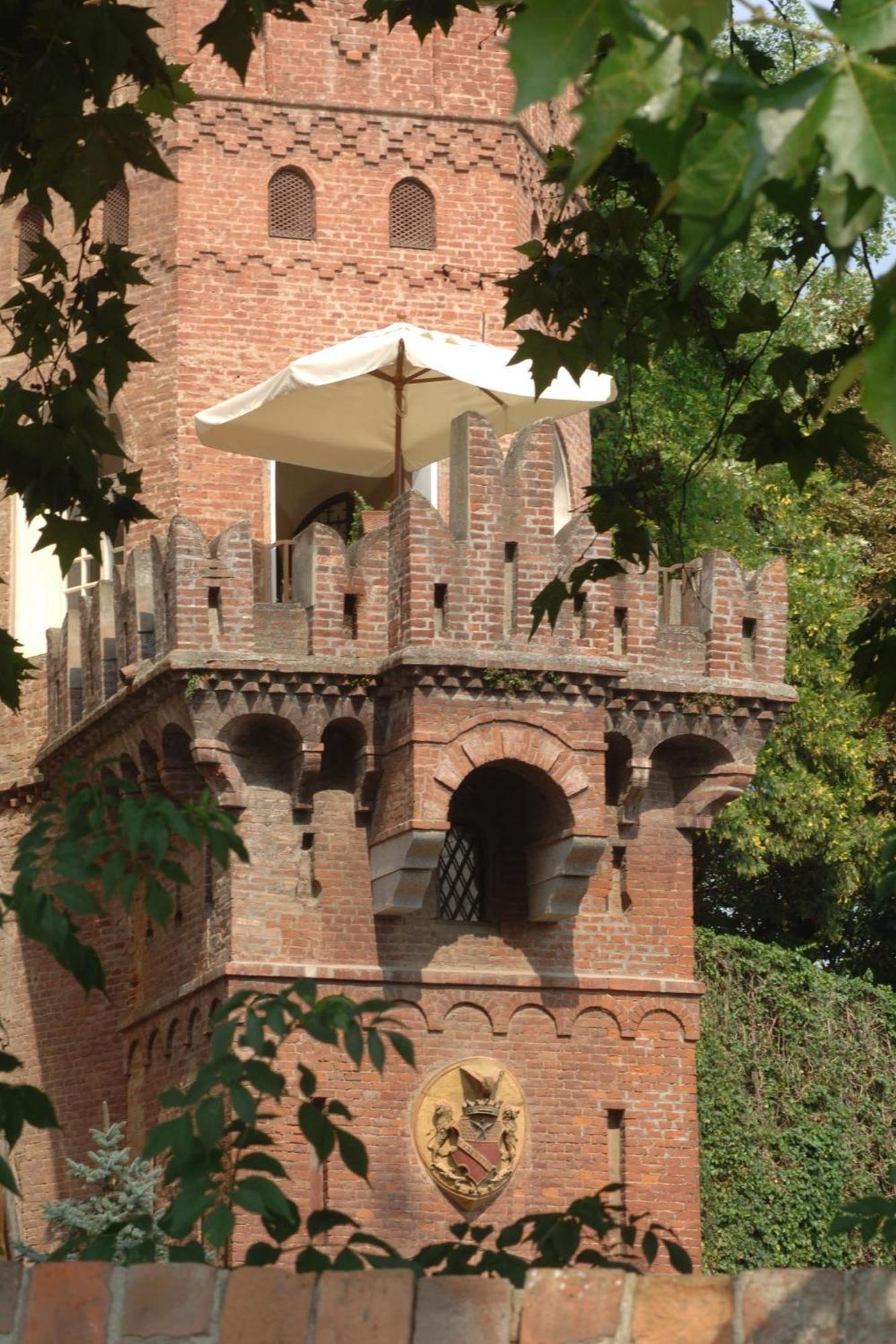 Relais Del Castello Di Oviglio Hotel ภายนอก รูปภาพ